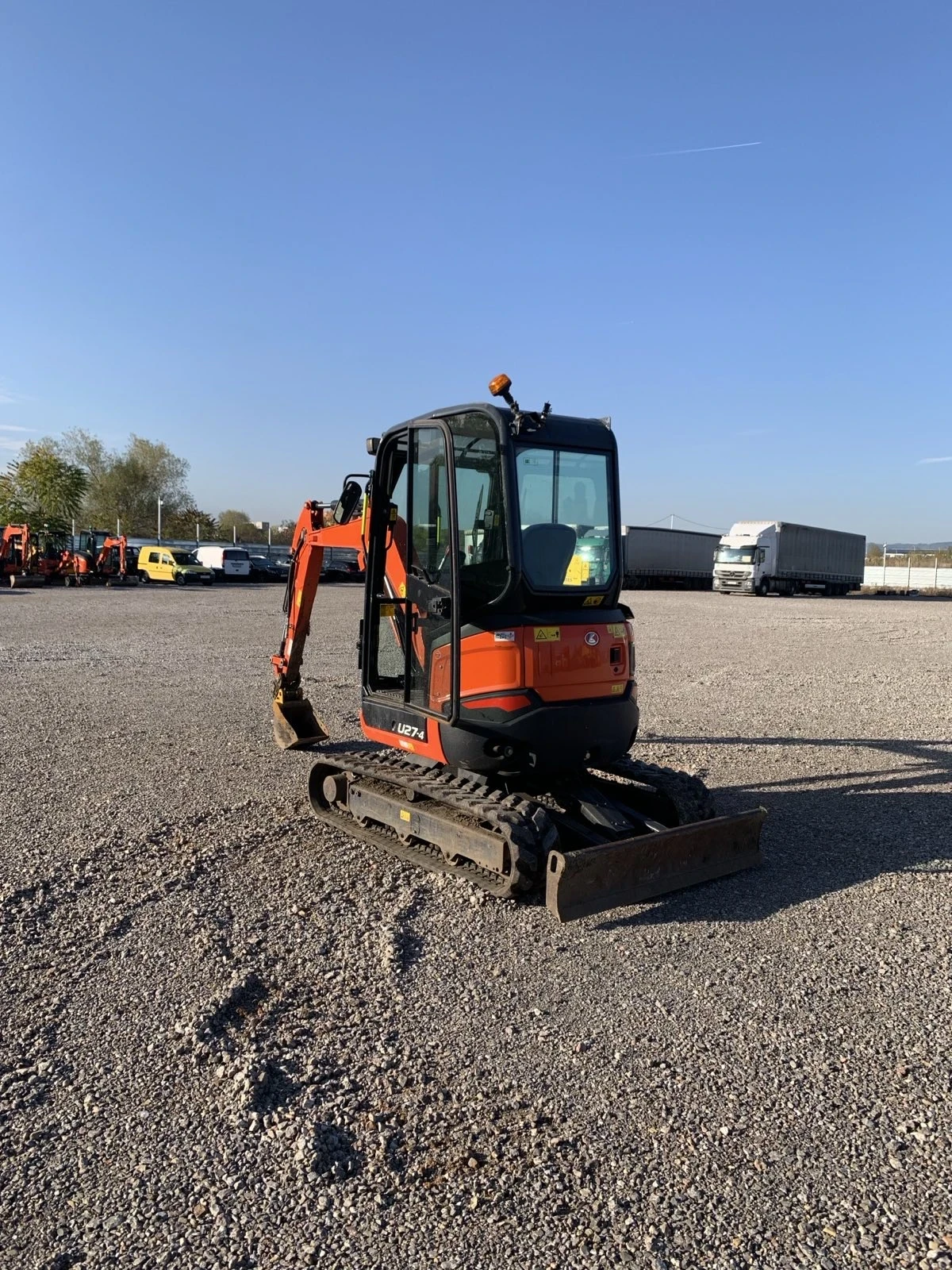 Багер Kubota U27-4 - изображение 4