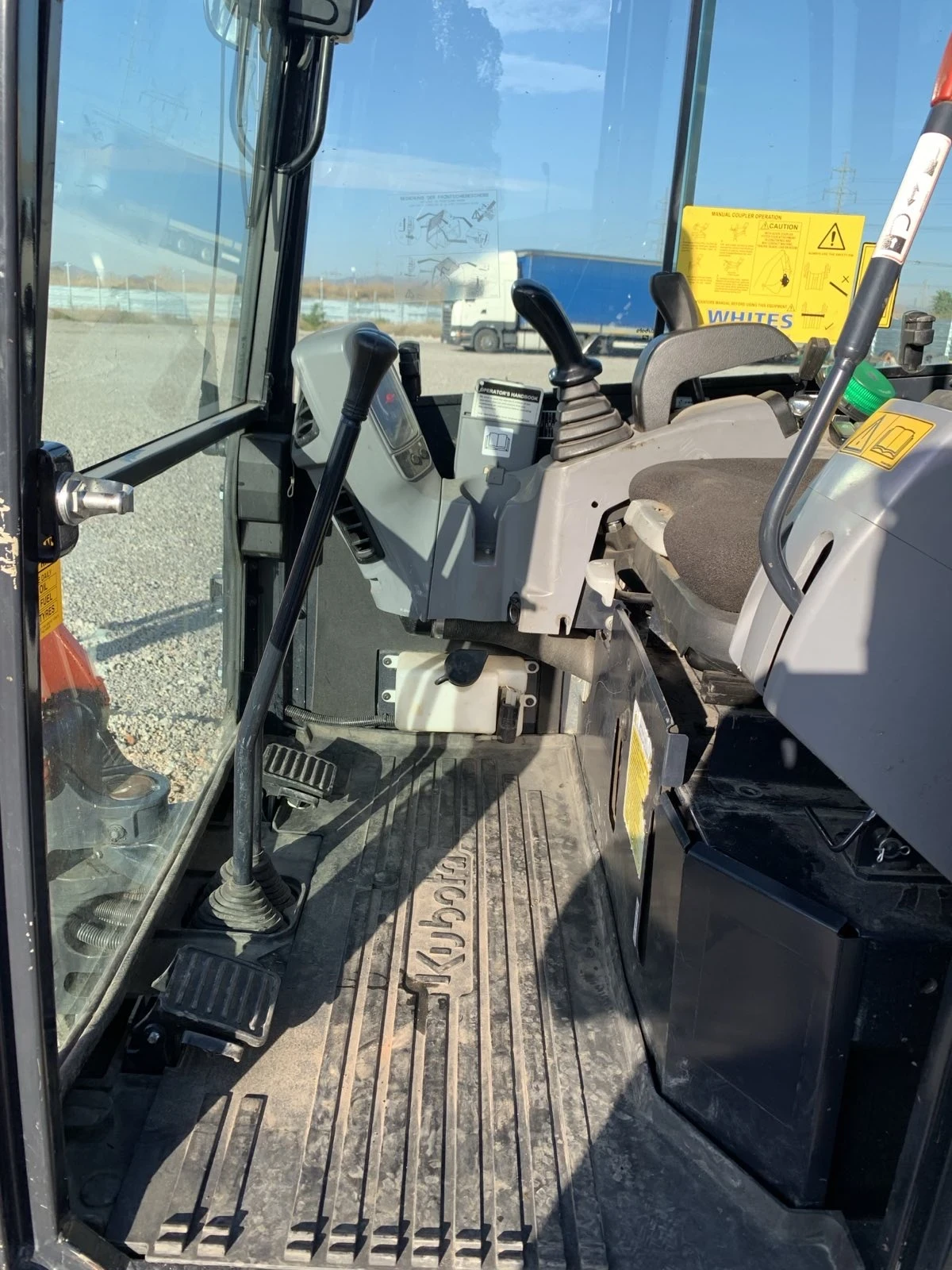 Багер Kubota U27-4 - изображение 8