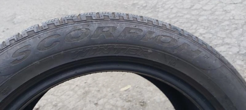 Гуми Зимни 235/55R19, снимка 11 - Гуми и джанти - 30921017