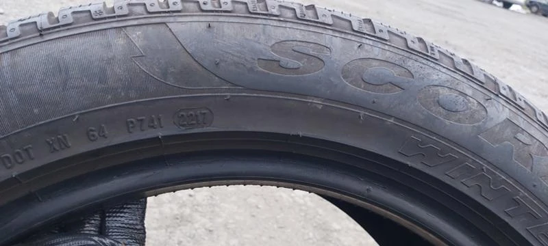 Гуми Зимни 235/55R19, снимка 12 - Гуми и джанти - 30921017