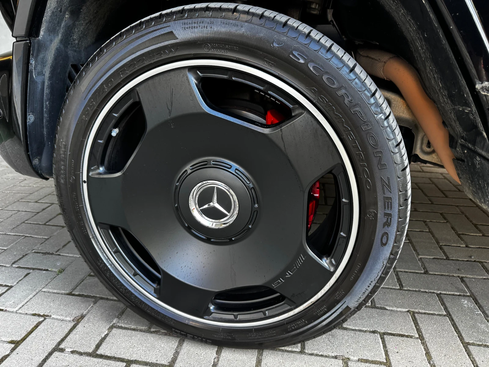 Гуми с джанти Pirelli 295/40R22, снимка 5 - Гуми и джанти - 55850218