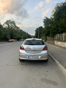 Обява за продажба на Opel Astra GTC ~3 100 лв. - изображение 2