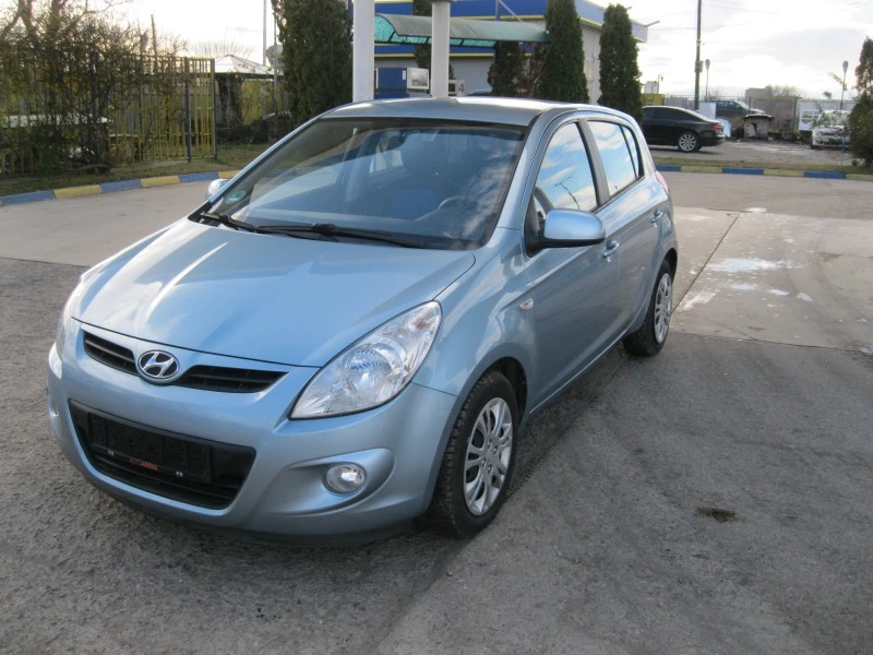 Hyundai I20, снимка 1 - Автомобили и джипове - 39925599