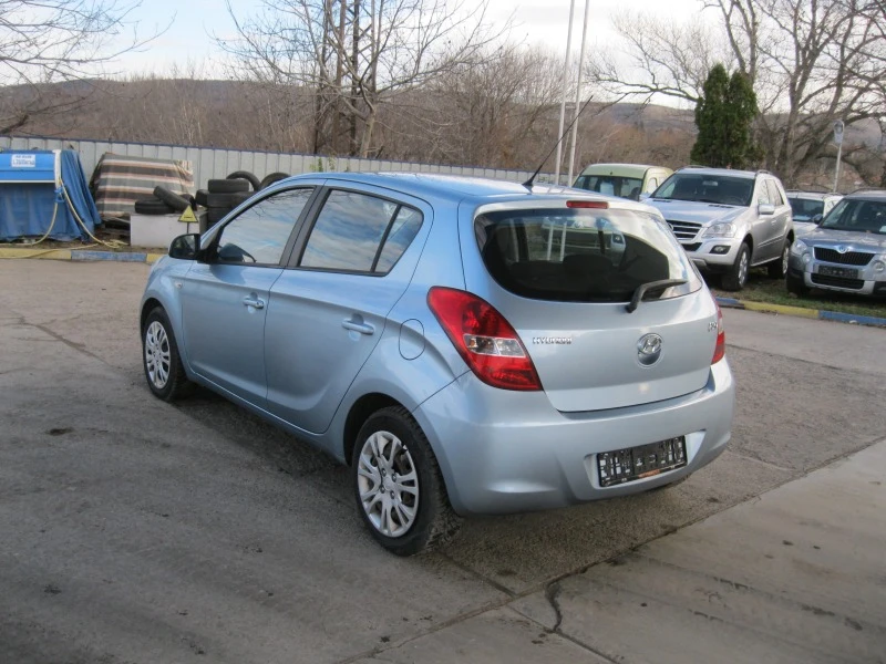 Hyundai I20, снимка 3 - Автомобили и джипове - 39925599