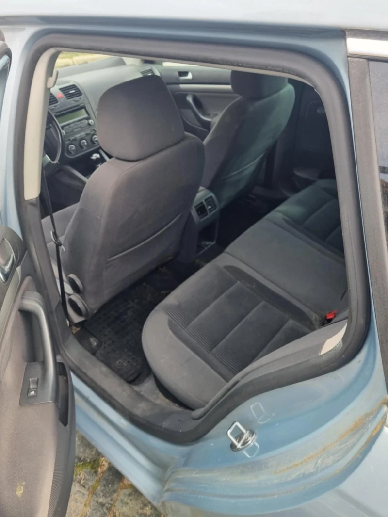 VW Golf 5 1.4 TSI, снимка 11 - Автомобили и джипове - 48954611