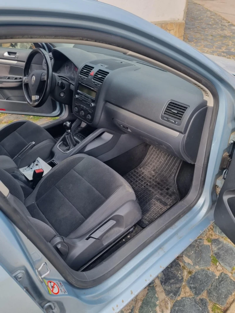 VW Golf 5 1.4 TSI, снимка 15 - Автомобили и джипове - 48954611