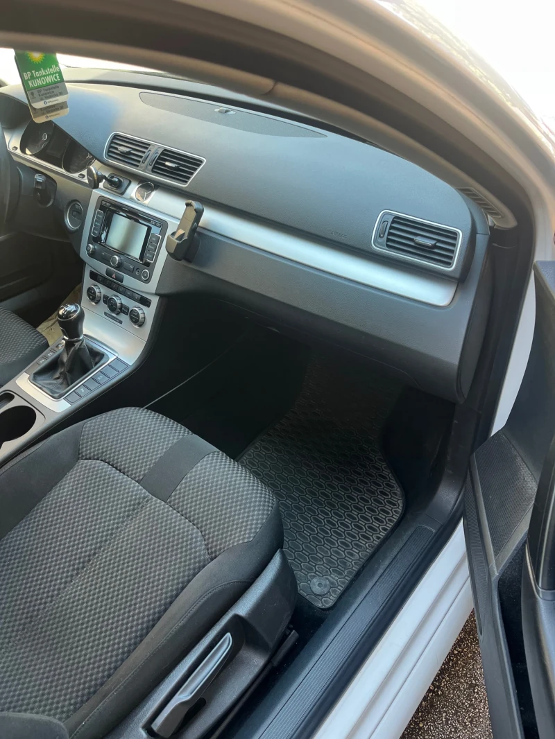 VW Passat pasat b7 2013 blluemotion 2.0, снимка 7 - Автомобили и джипове - 51441231