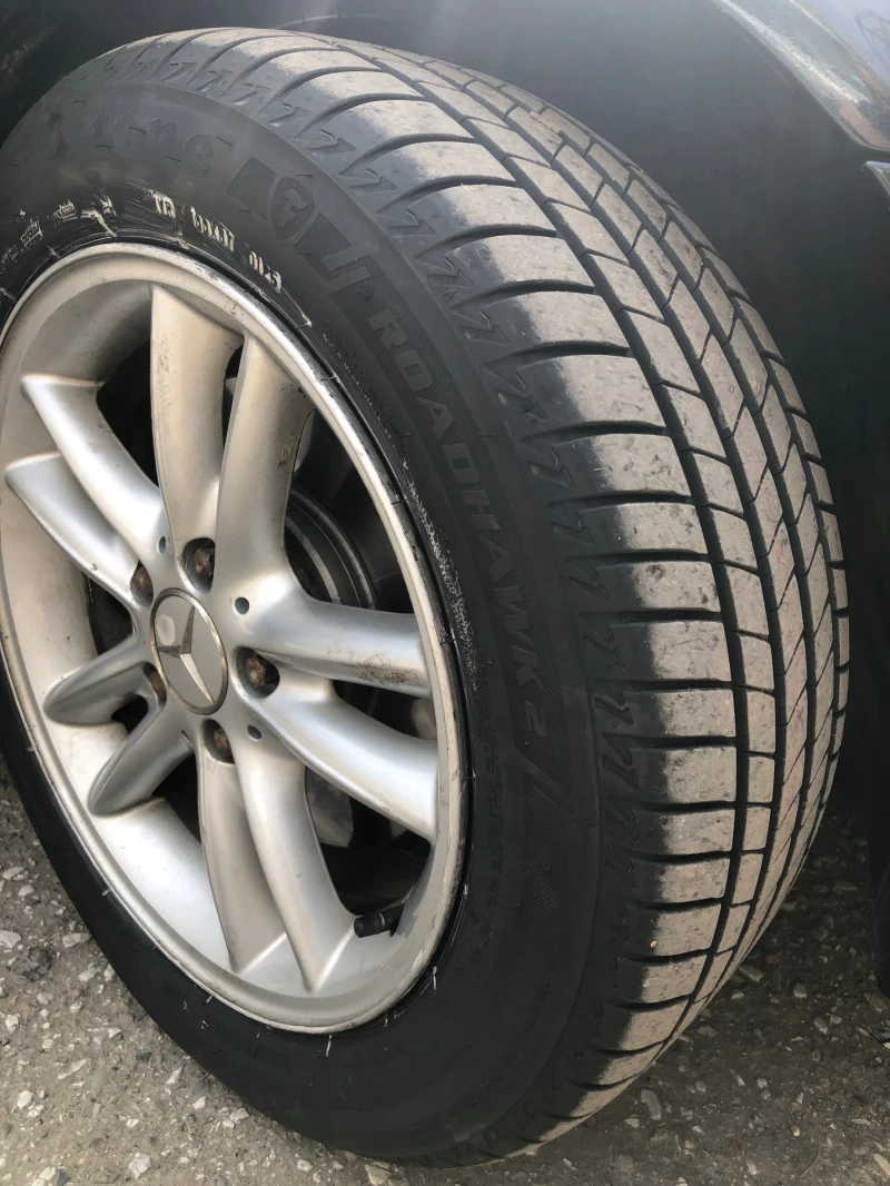 Mercedes-Benz C 270 Avantgarde, снимка 15 - Автомобили и джипове - 52525567