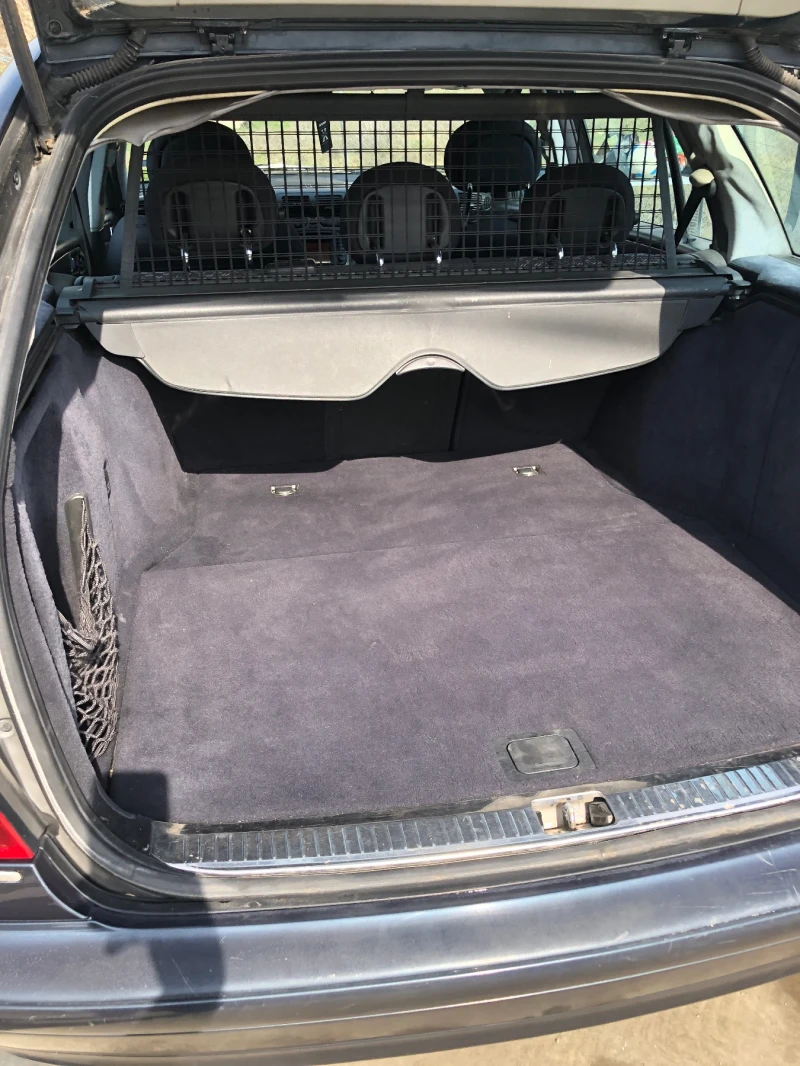 Mercedes-Benz C 270 Avantgarde, снимка 9 - Автомобили и джипове - 52525567