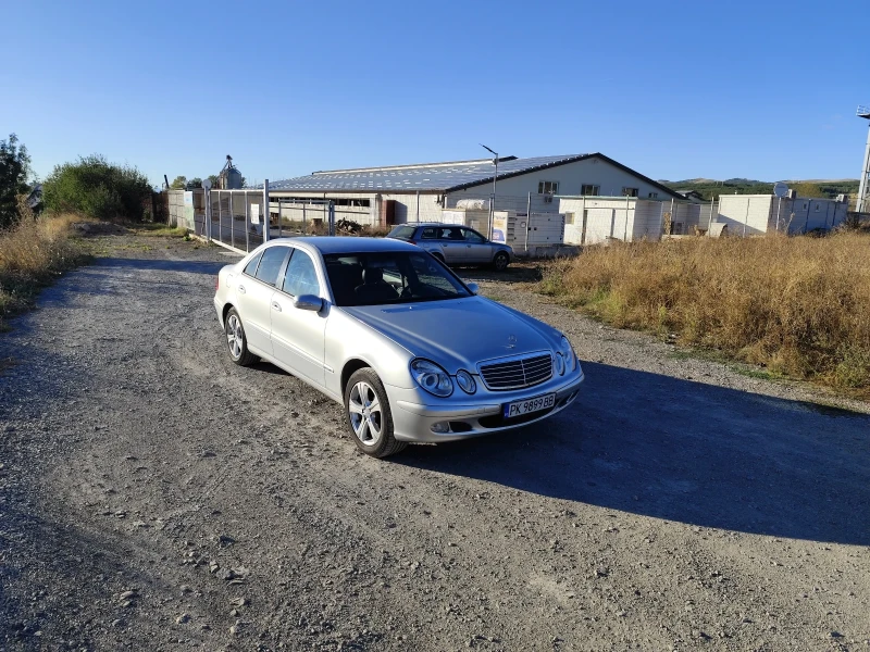 Mercedes-Benz E 270, снимка 2 - Автомобили и джипове - 51760640