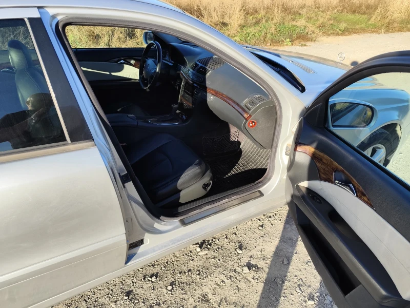Mercedes-Benz E 270, снимка 8 - Автомобили и джипове - 51760640