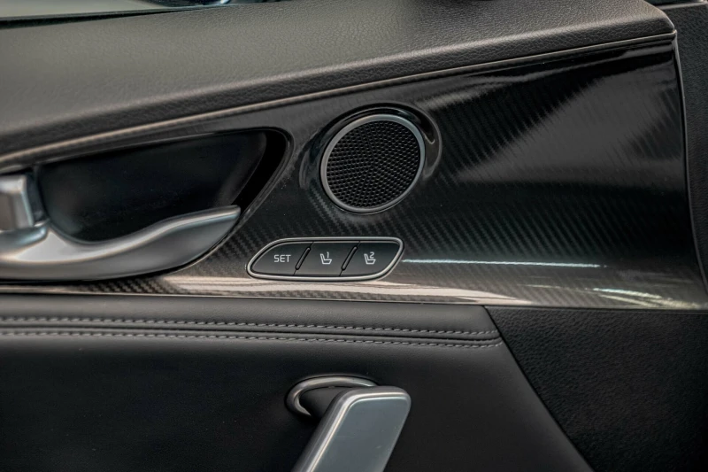 Kia Stinger 3.3 GT/4WD/RCCW/BI-LED/LDWS/DAW/HuD/, снимка 10 - Автомобили и джипове - 52090568