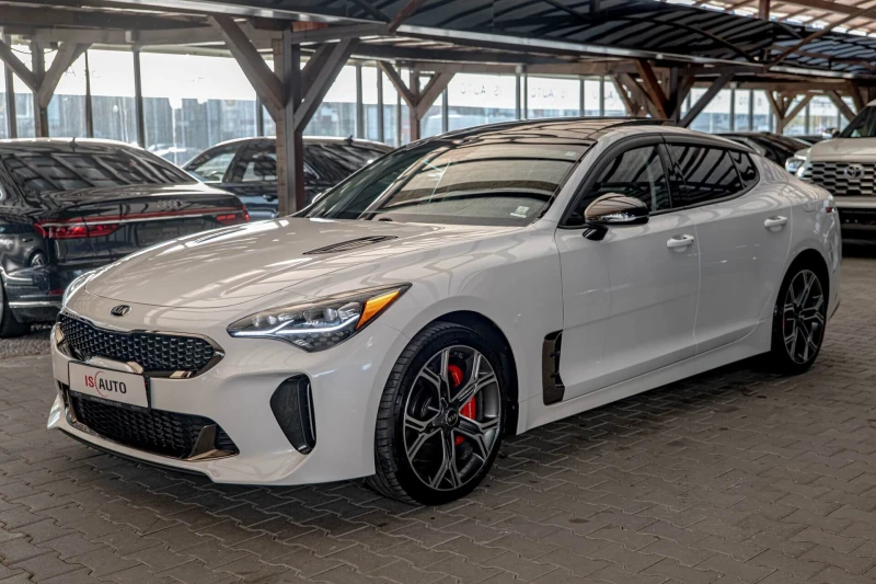 Kia Stinger 3.3 GT/4WD/RCCW/BI-LED/LDWS/DAW/HuD/, снимка 3 - Автомобили и джипове - 52090568