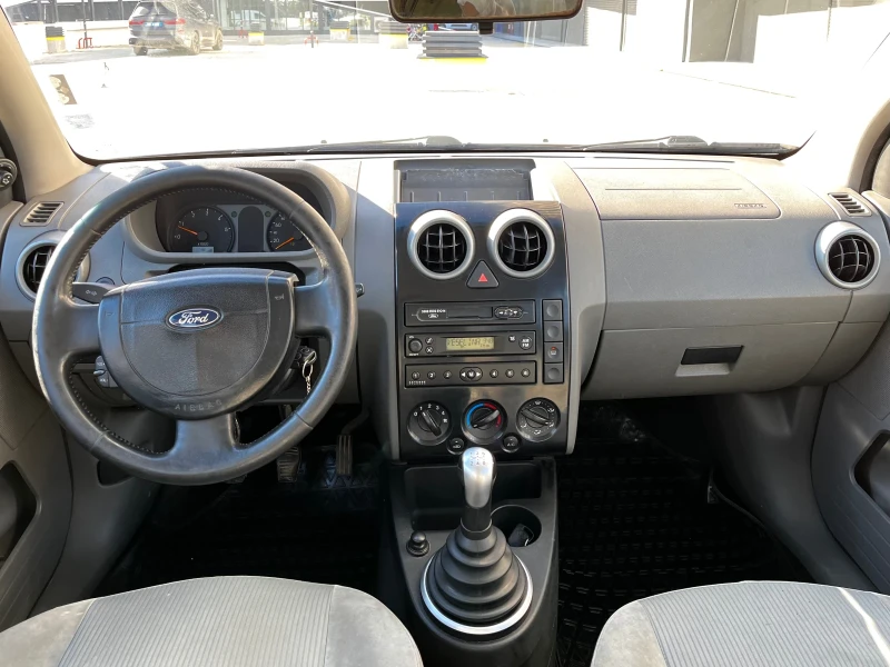 Ford Fusion 1.4TDCI/2003/ГОДИНА, снимка 11 - Автомобили и джипове - 53124223