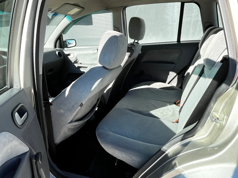 Ford Fusion 1.4TDCI/2003/ГОДИНА, снимка 12 - Автомобили и джипове - 53124223
