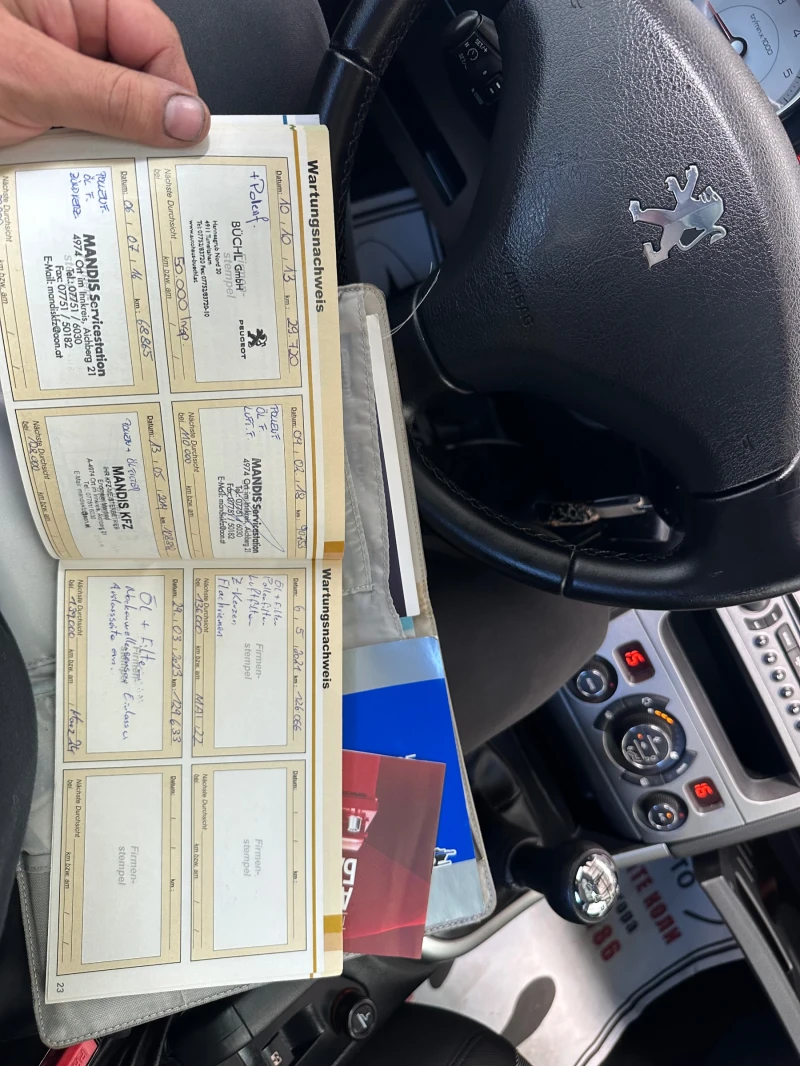 Peugeot 308 1.6i Бензин Панорама Парктроник - 7399 лв. - 79878657 | Car24.bg