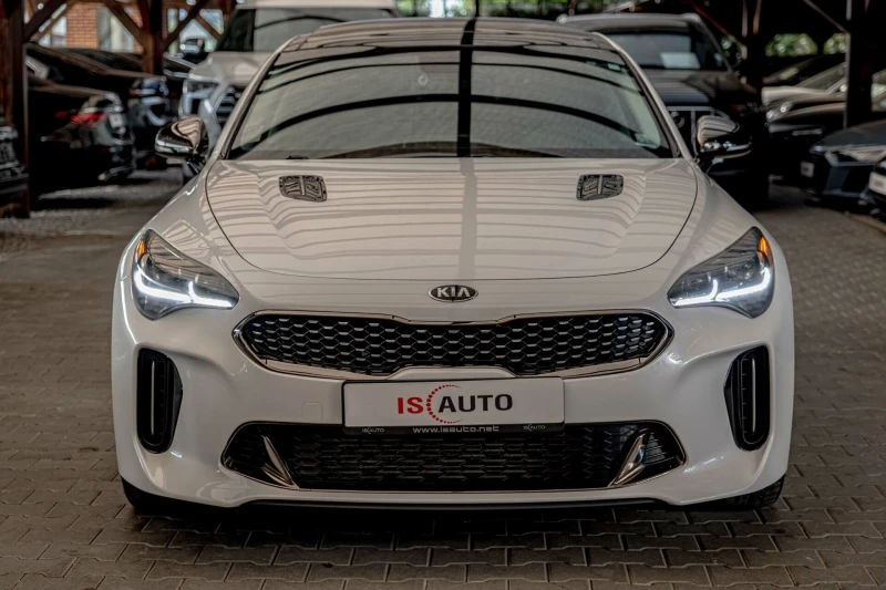 Kia Stinger 3.3 GT/4WD/RCCW/BI-LED/LDWS/DAW/HuD/ - 54900 лв. / 28069.92 € - 48341980 1