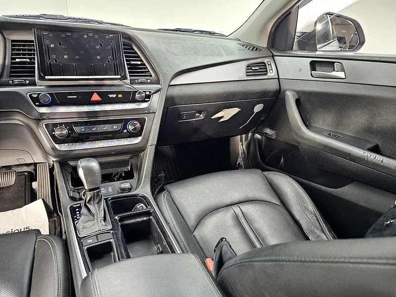 Hyundai Sonata New Rise 2.0 Style, снимка 10 - Автомобили и джипове - 54939110