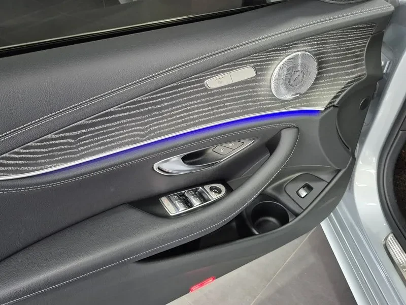 Mercedes-Benz E 350 4Matic Amg Line Edition, снимка 15 - Автомобили и джипове - 55920050