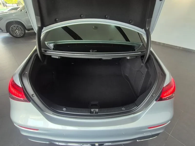 Mercedes-Benz E 350 4Matic Amg Line Edition, снимка 11 - Автомобили и джипове - 55920050