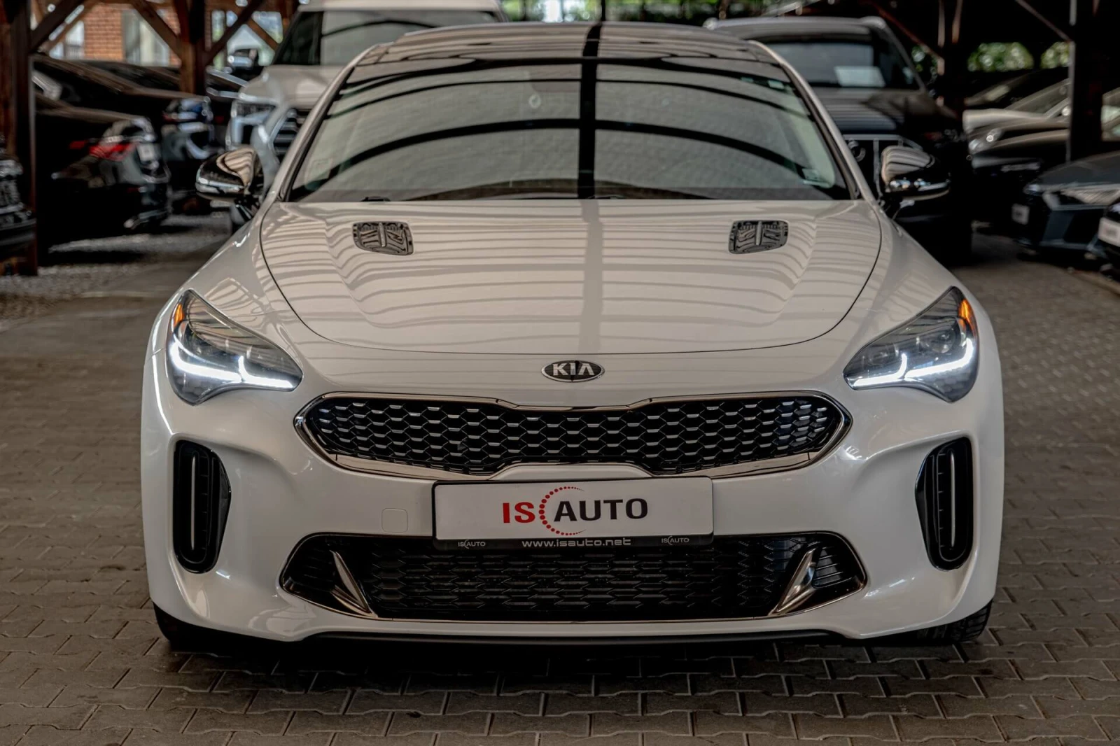 Kia Stinger 3.3 GT/4WD/RCCW/BI-LED/LDWS/DAW/HuD/, снимка 1