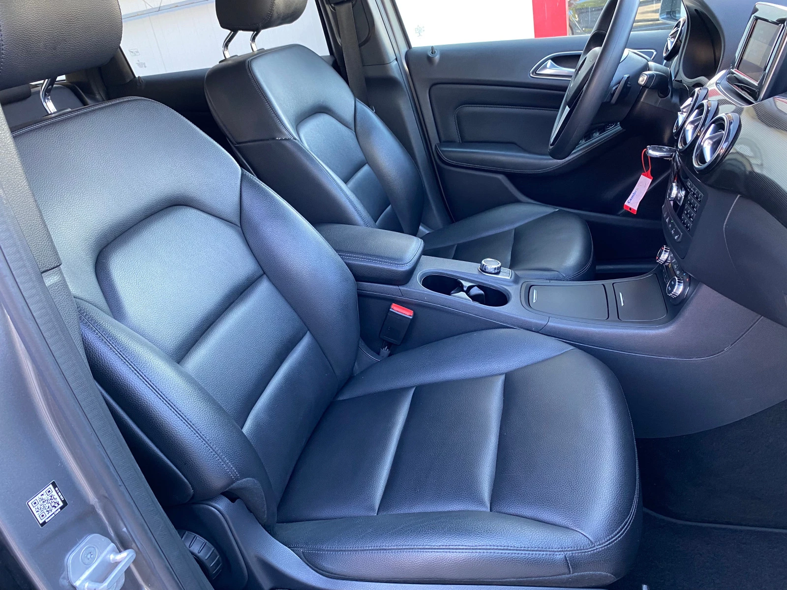 Mercedes-Benz B 180 * * *  6* LED* NAVI*  | Mobile.bg   11