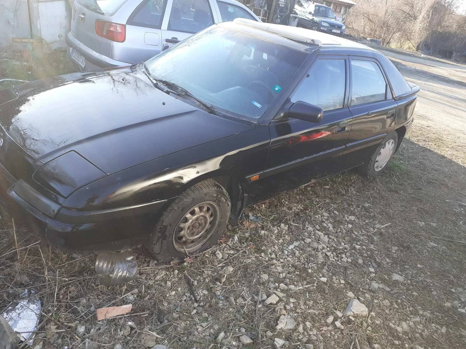 Mazda 323 1.8 16v 103 кс цяла за части - изображение 5