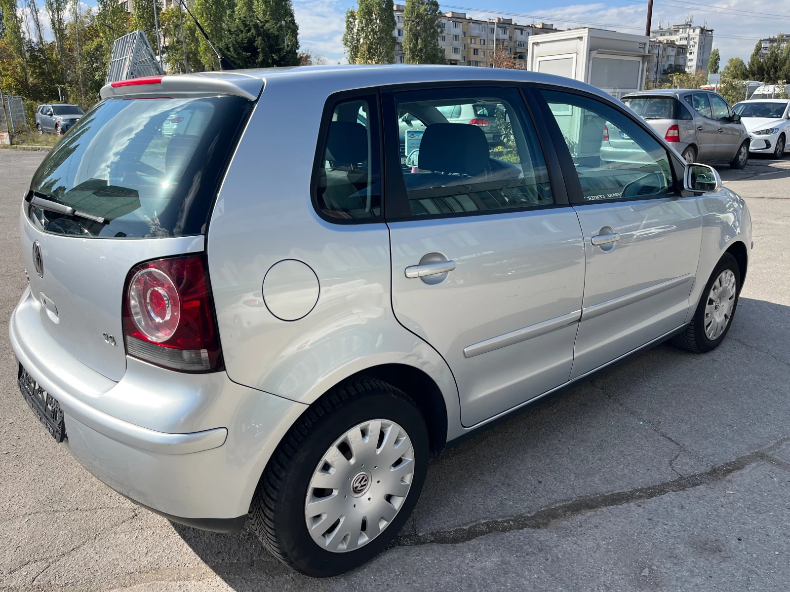 VW Polo 1.4i ITALY  - изображение 4