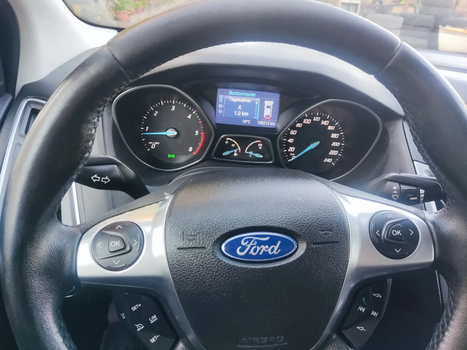 Ford Focus 1.6TDCI Titanium - изображение 10