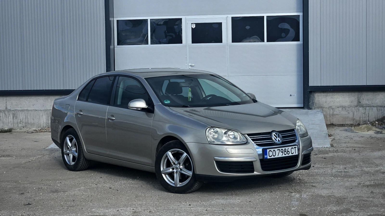 VW Jetta 105кс, ГаЗ/БензиН - изображение 3