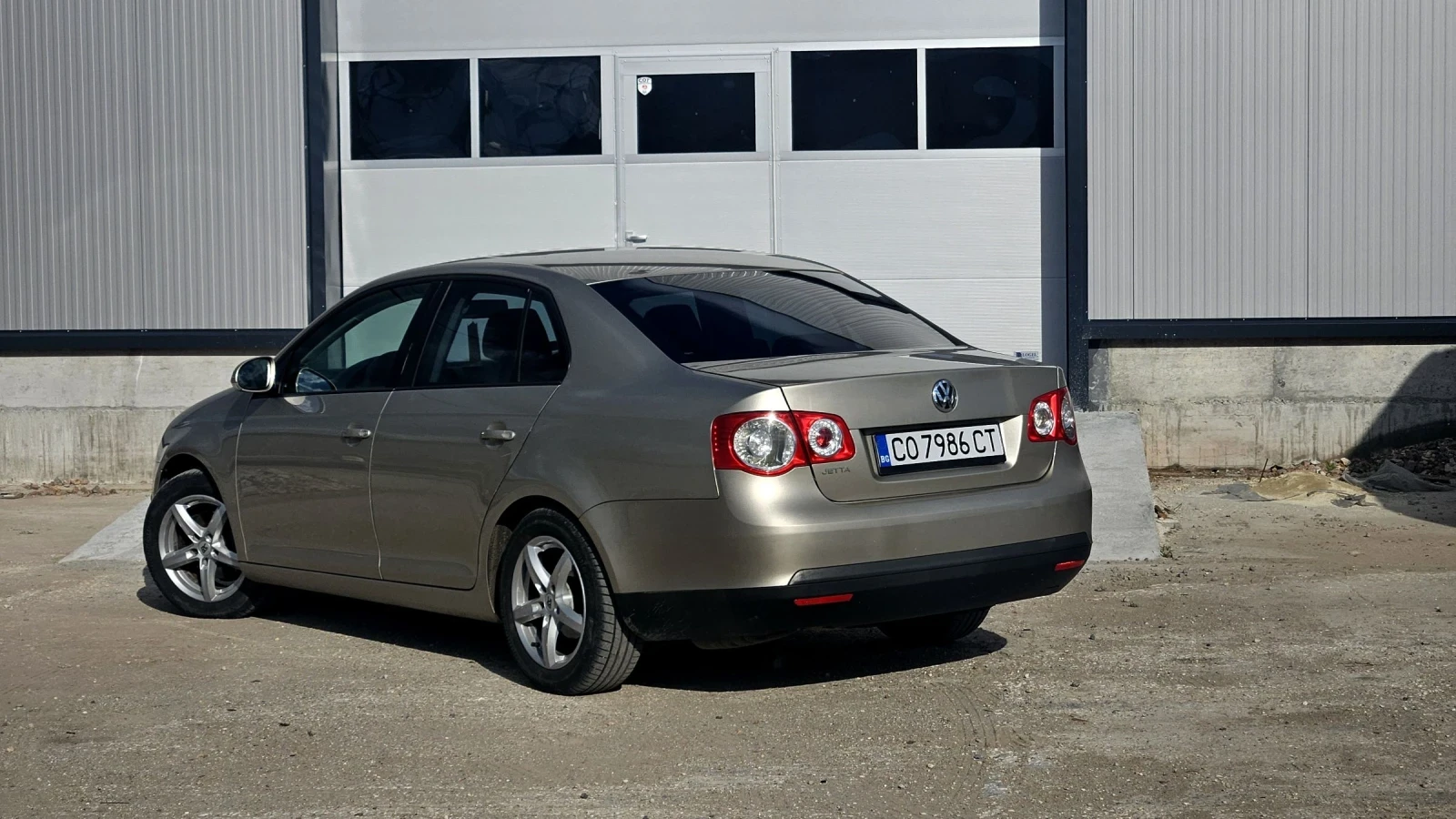 VW Jetta 105кс, ГаЗ/БензиН - изображение 4