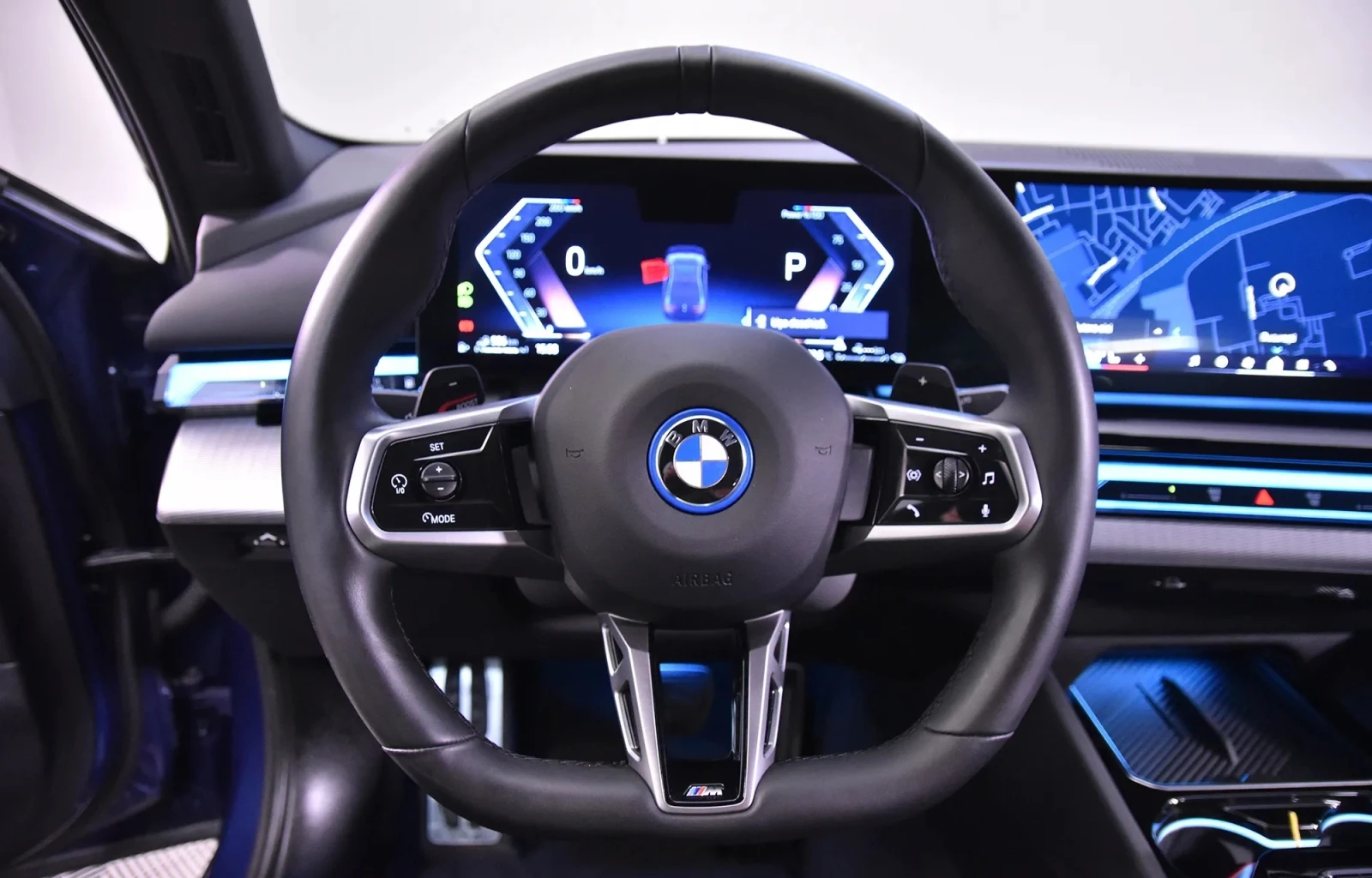 BMW 550 e xDrive M-Sport - изображение 6