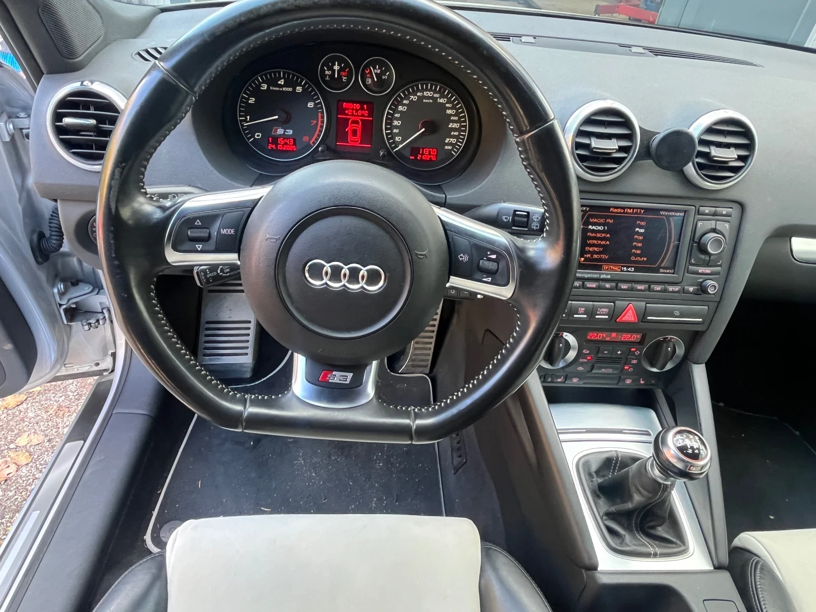 Audi S3 2.0 TFSI 265hp Quattro - изображение 9