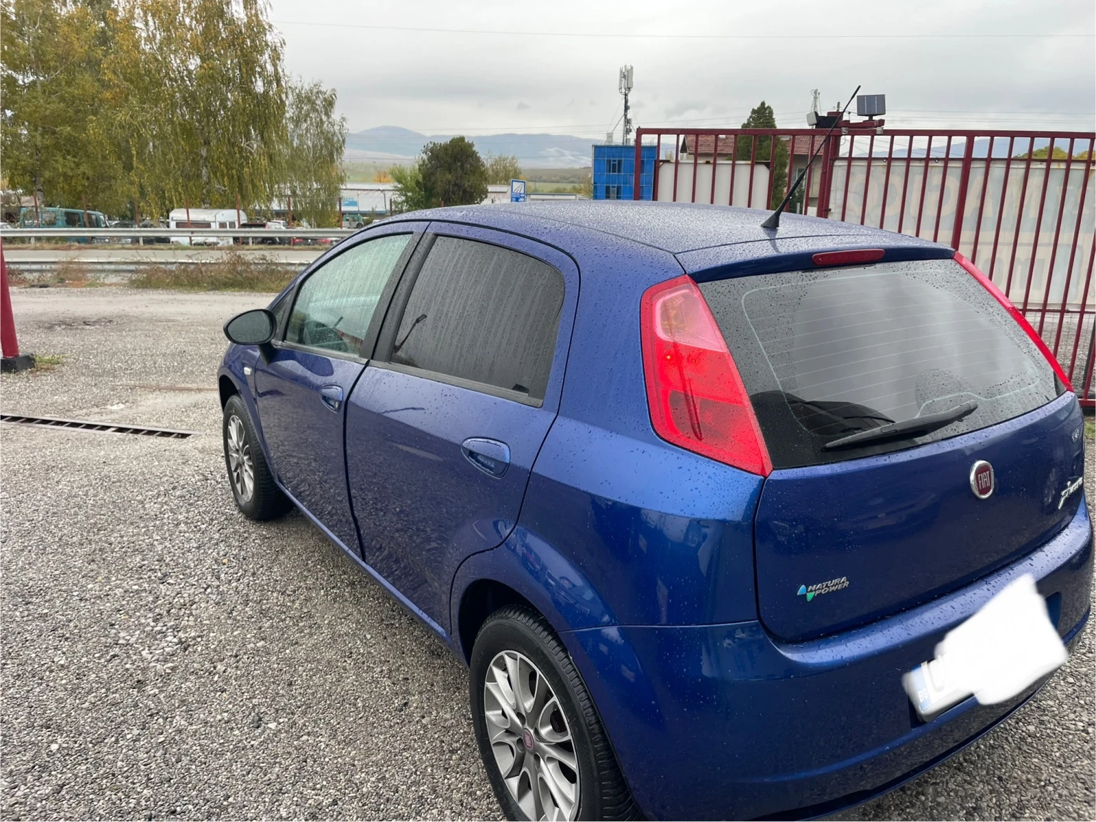 Fiat Punto 1.4 CNG - изображение 6