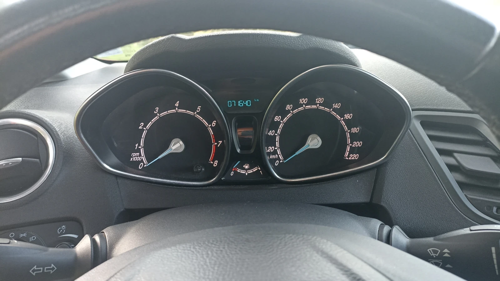 Ford Fiesta  - изображение 6