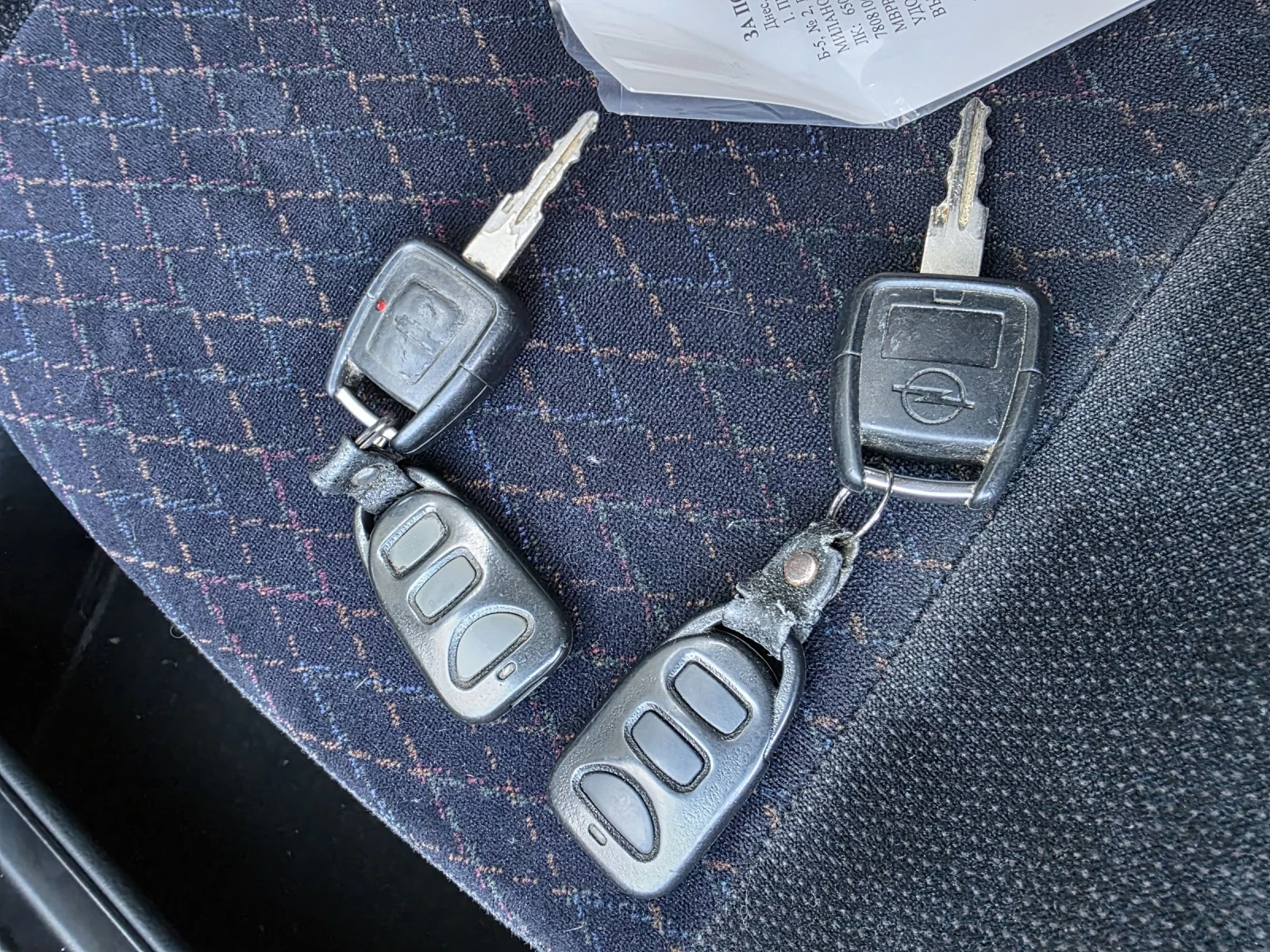 Opel Astra 1.6 ECOTEC Климатик, снимка 11 - Автомобили и джипове - 53634392