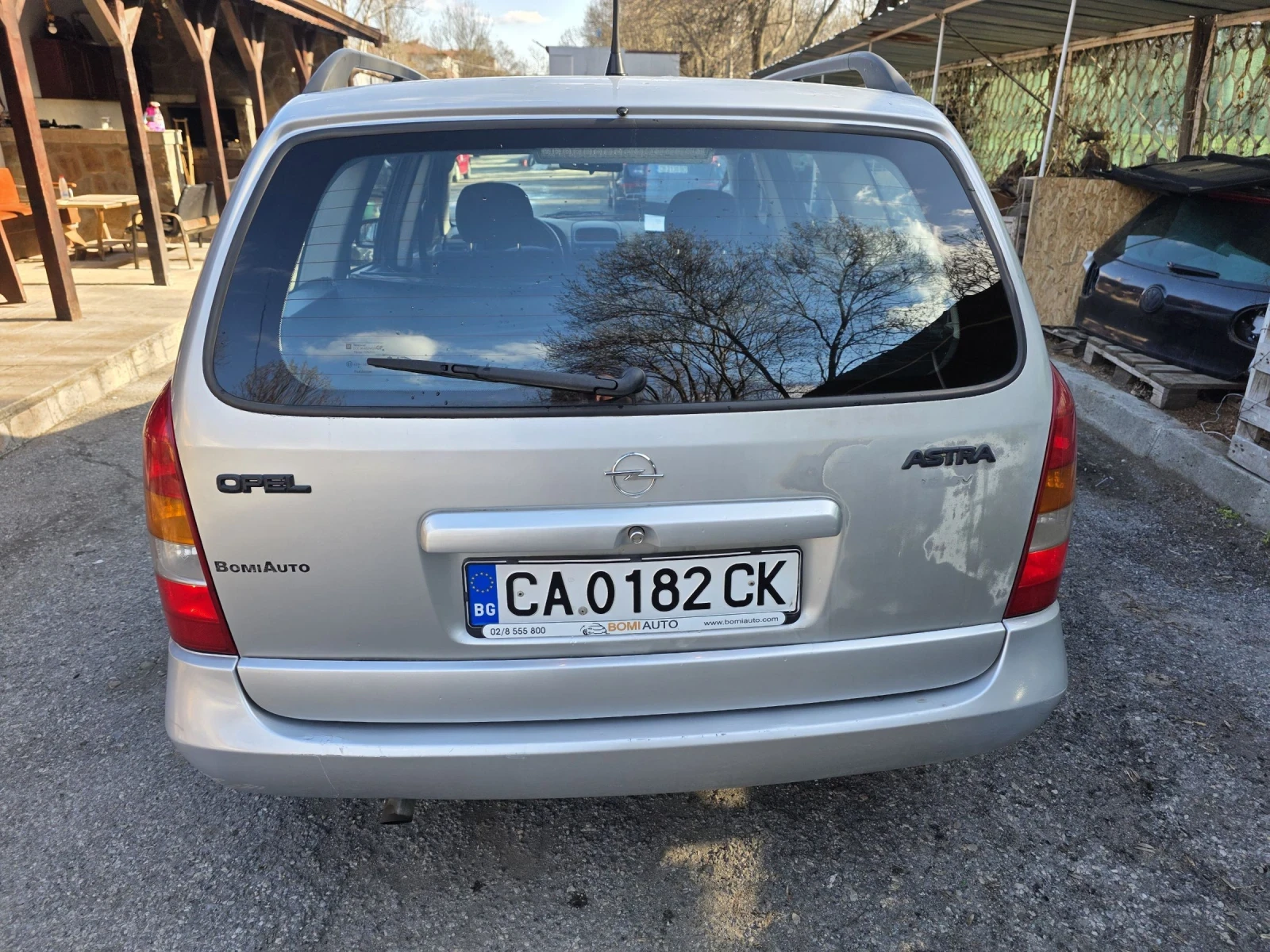 Opel Astra 1.6 ECOTEC Климатик, снимка 6 - Автомобили и джипове - 53634392
