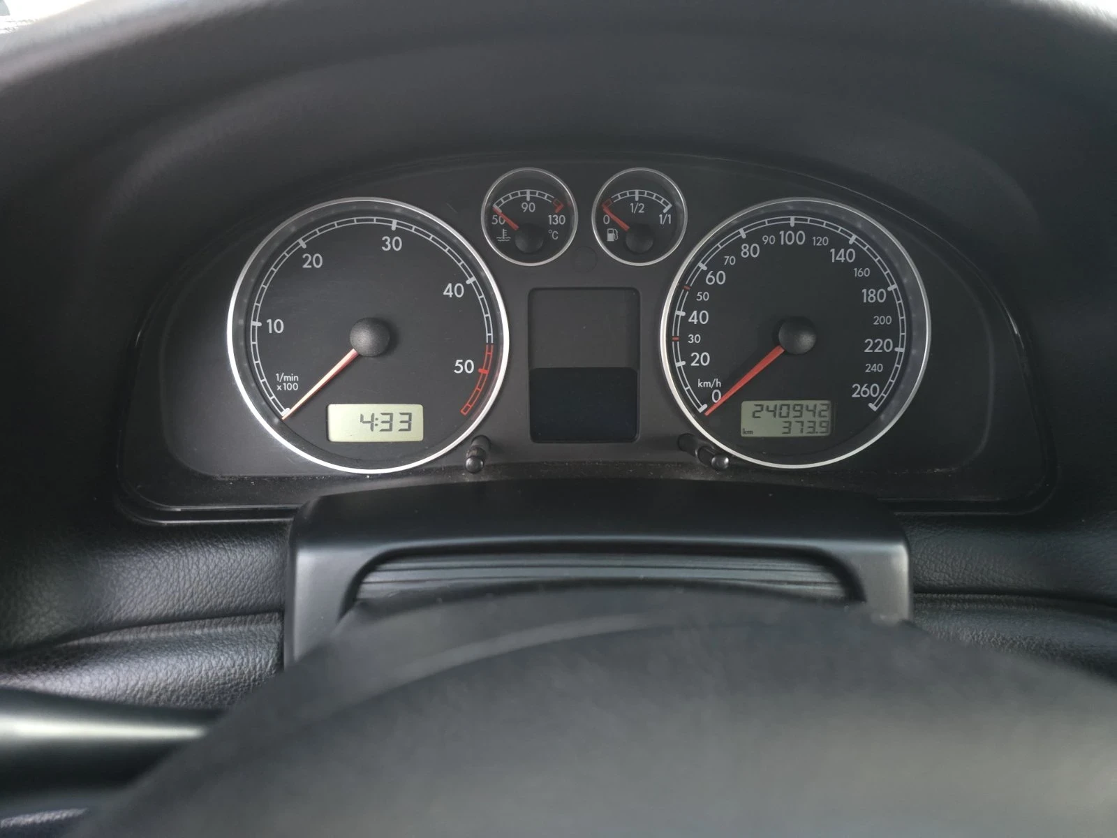 VW Passat B5, снимка 8 - Автомобили и джипове - 53756345