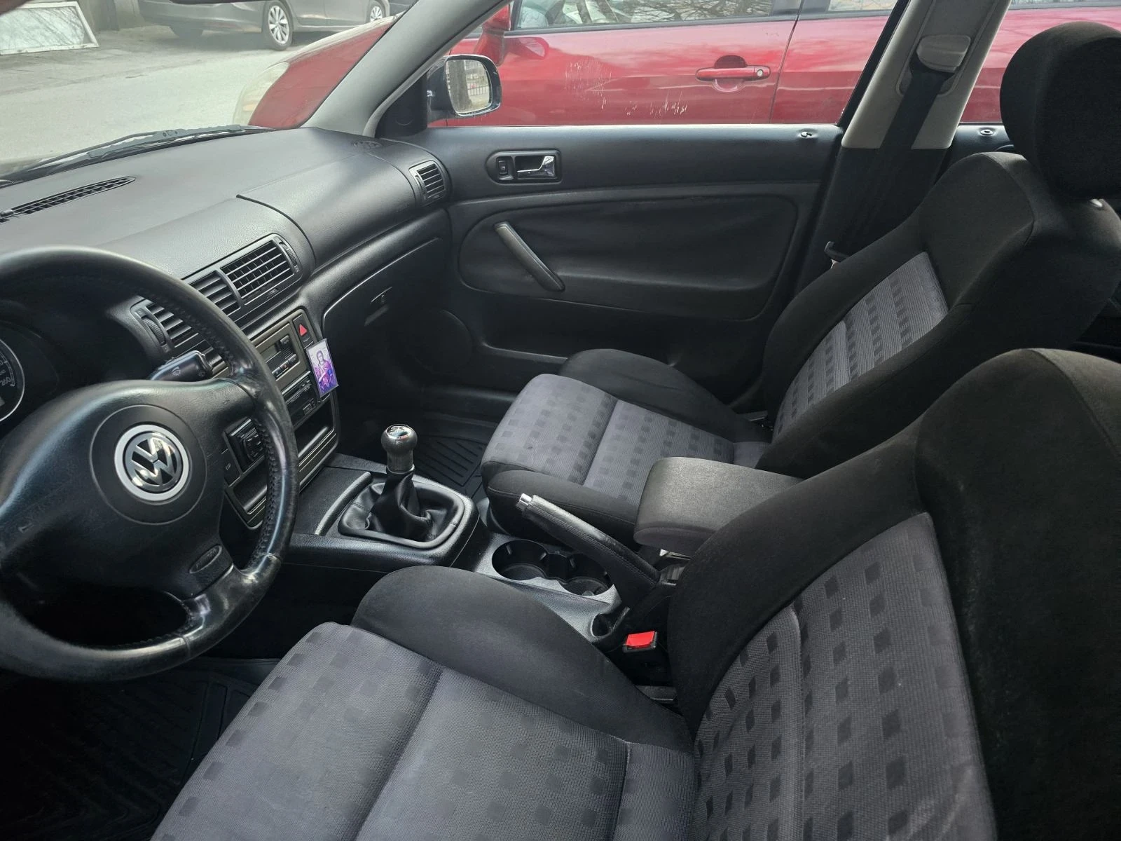 VW Passat B5, снимка 9 - Автомобили и джипове - 53756345