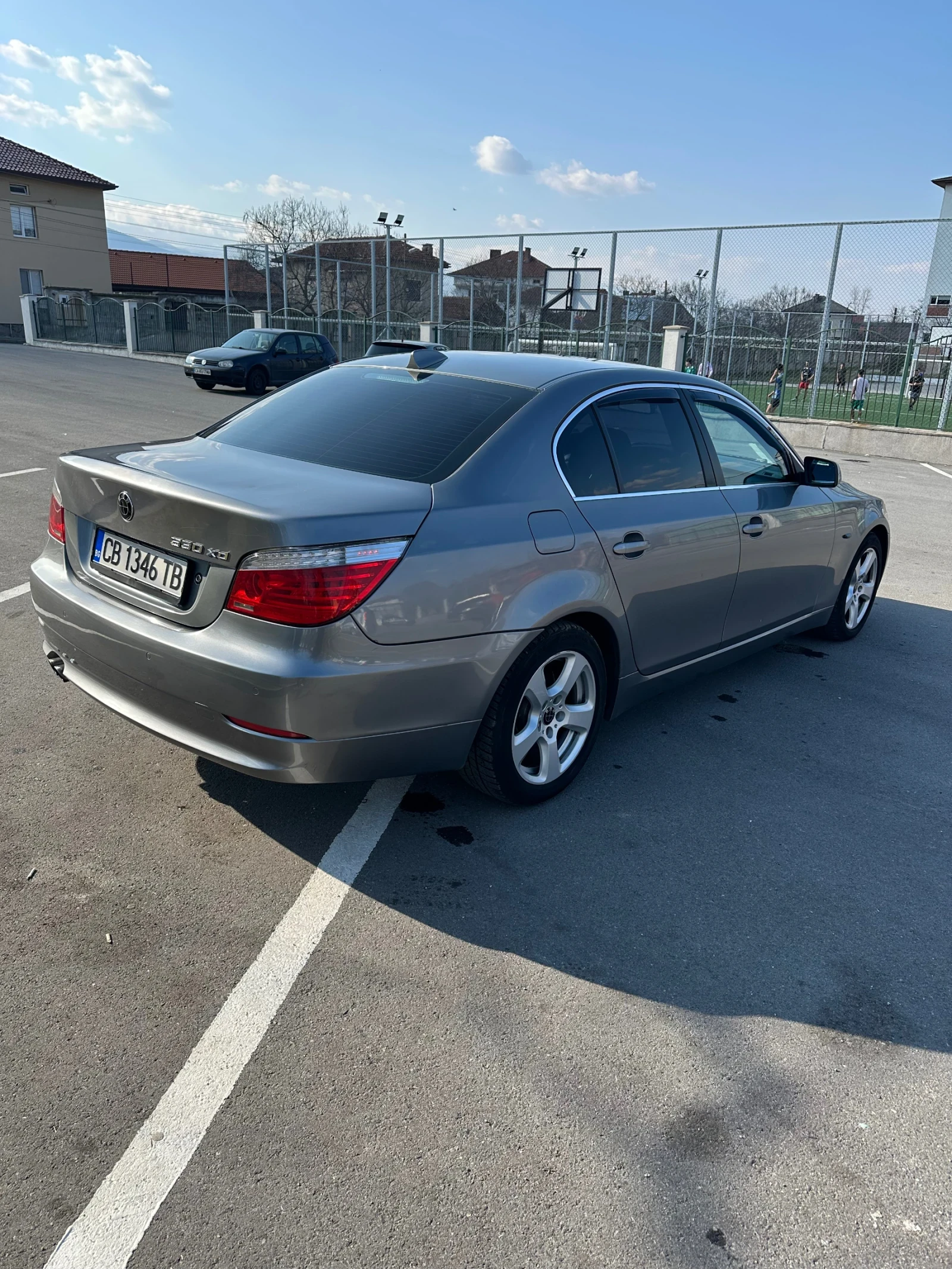 BMW 530, снимка 6 - Автомобили и джипове - 54162308