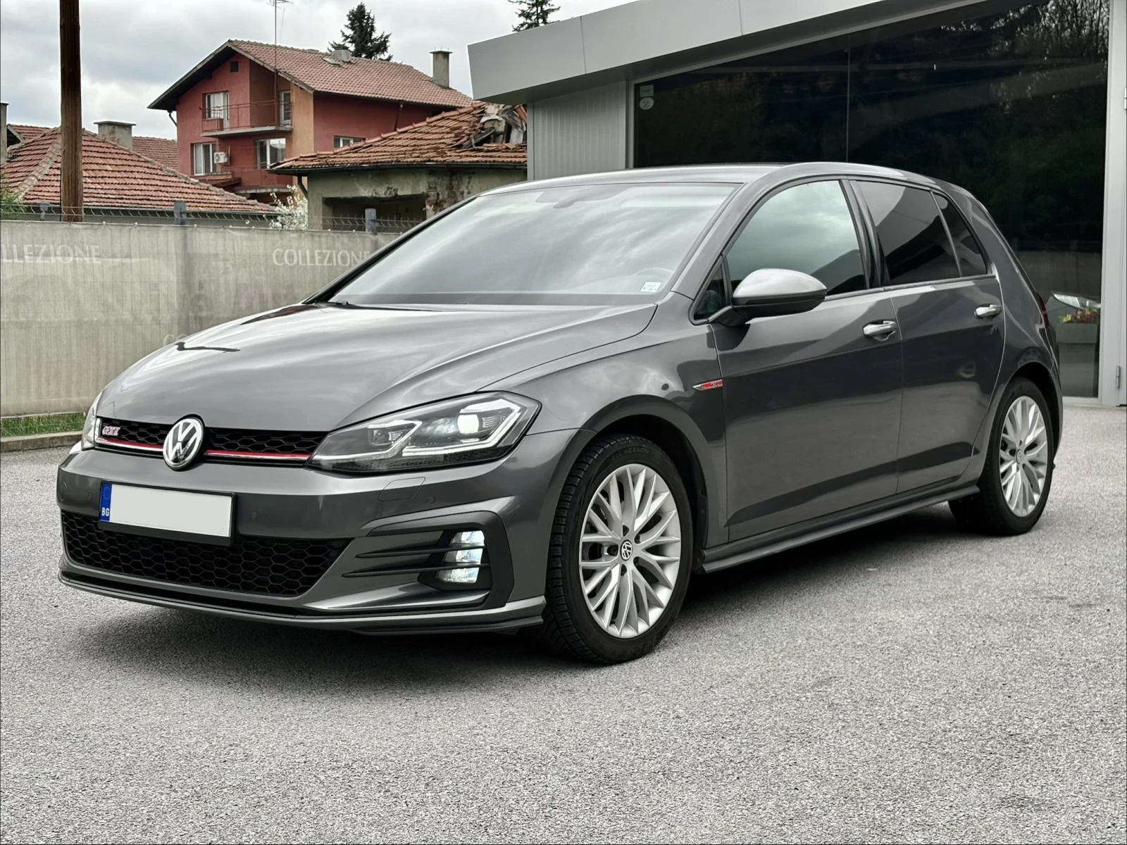 VW Golf 7.5, 1.5TGI, KEYLESS, DISTRONIC, FULL LED , снимка 3 - Автомобили и джипове - 54381056