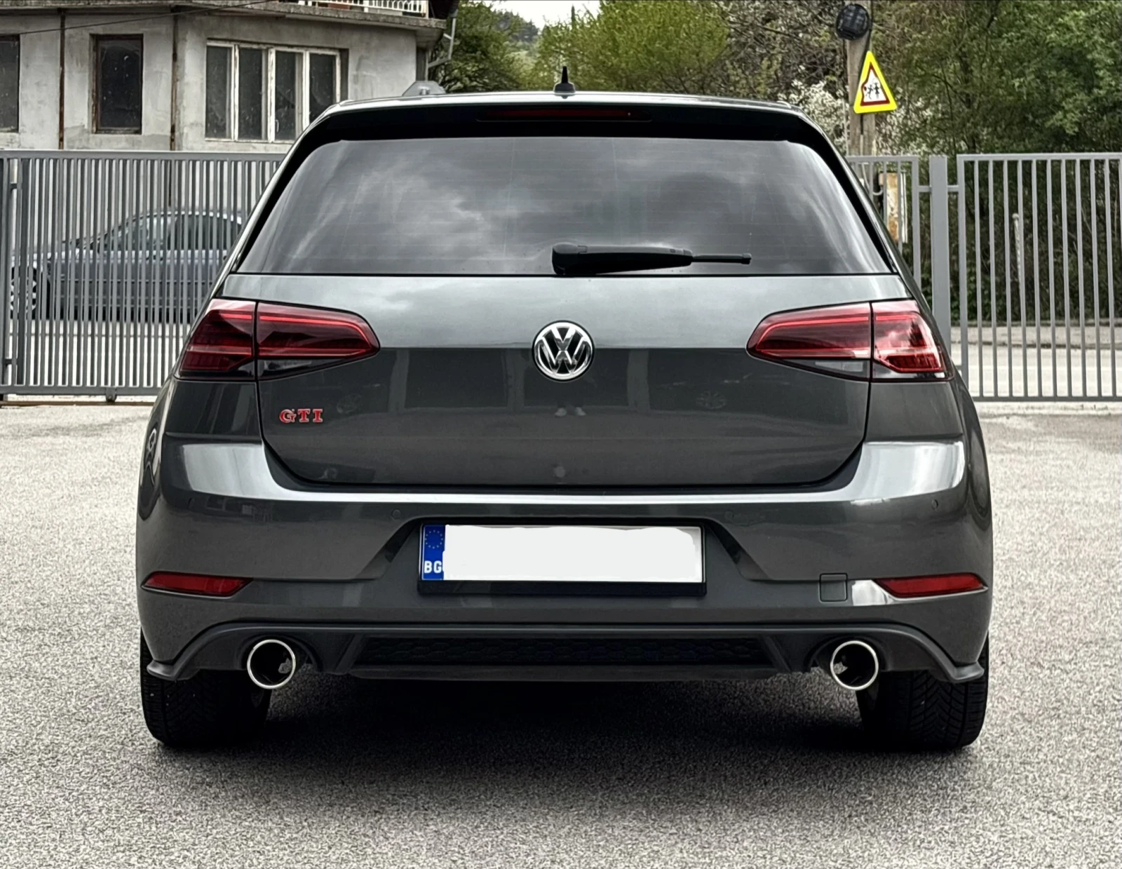 VW Golf 7.5, 1.5TGI, KEYLESS, DISTRONIC, FULL LED , снимка 5 - Автомобили и джипове - 54381056