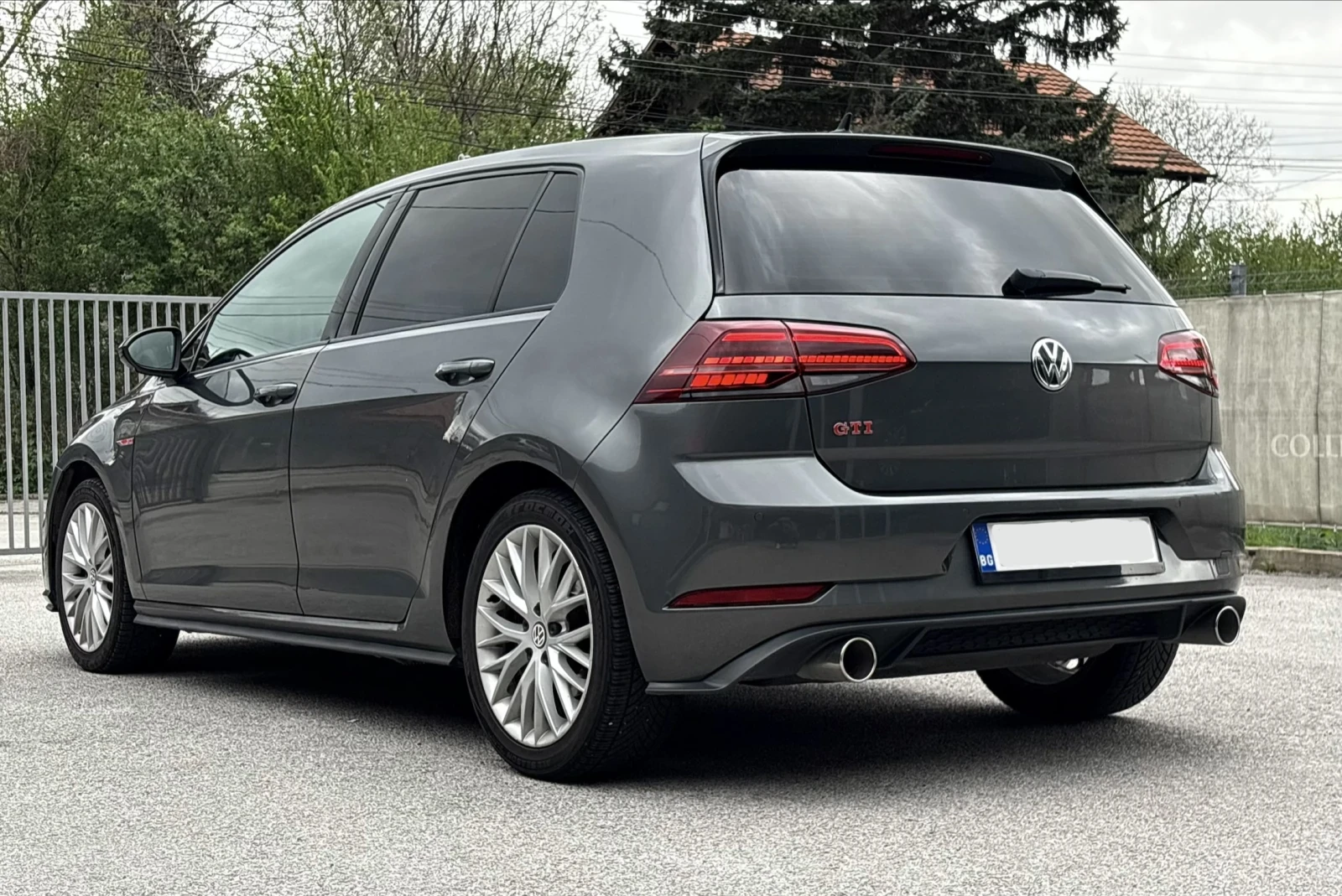 VW Golf 7.5, 1.5TGI, KEYLESS, DISTRONIC, FULL LED , снимка 4 - Автомобили и джипове - 54381056