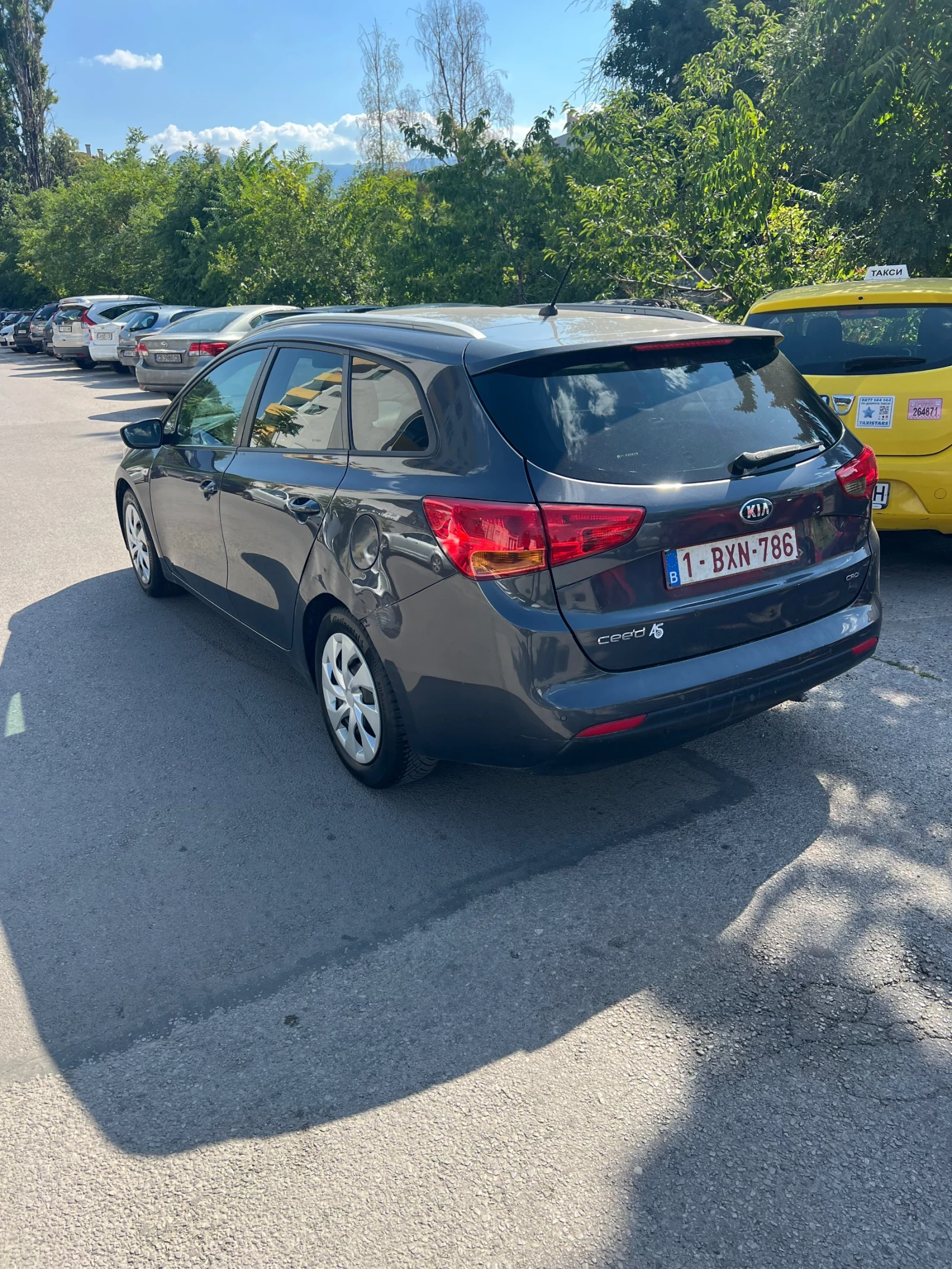 Kia Ceed 1.4, снимка 4 - Автомобили и джипове - 55293678