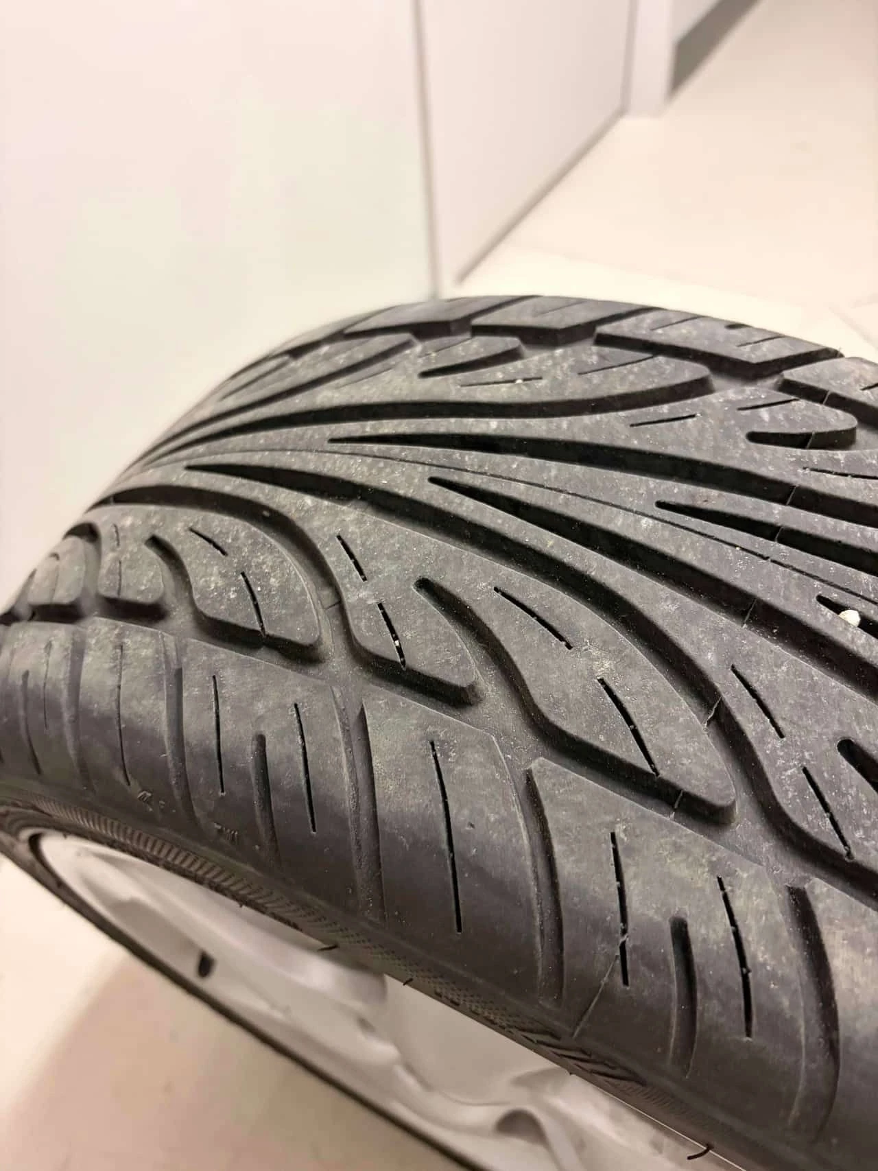 Porsche 911 CARRERA 4S * BOSE* ГЛАВНО ПРЕДСТАВИТЕЛСТВО* , снимка 12 - Автомобили и джипове - 55255012