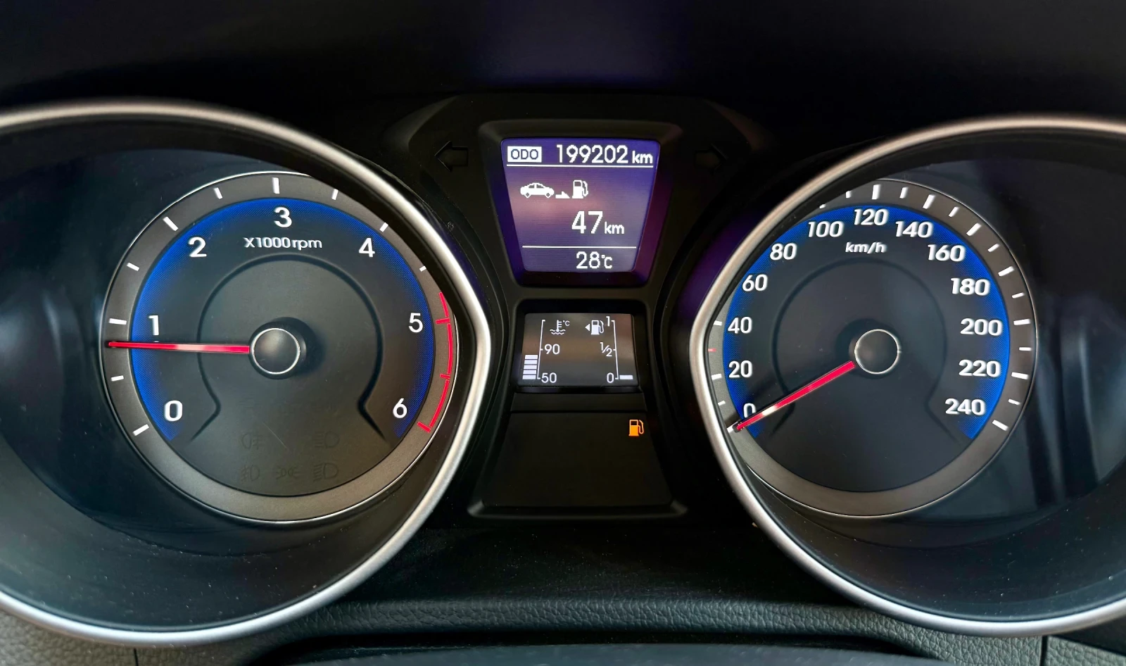 Hyundai I30 1.6CRDI-FACELIFT-�������� �������-������-EURO6 | Mobile.bg � ����������� 10