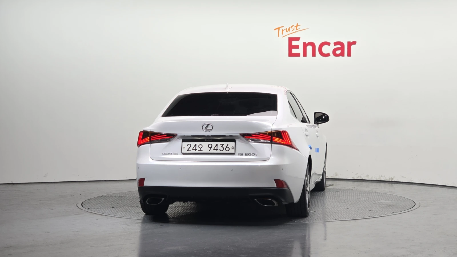 Lexus IS Supreme* BLIND SPOT* ЛЮК* ПОДГРЕВ ВОЛАН* КРАЙНА ЦЕ, снимка 4 - Автомобили и джипове - 55378605