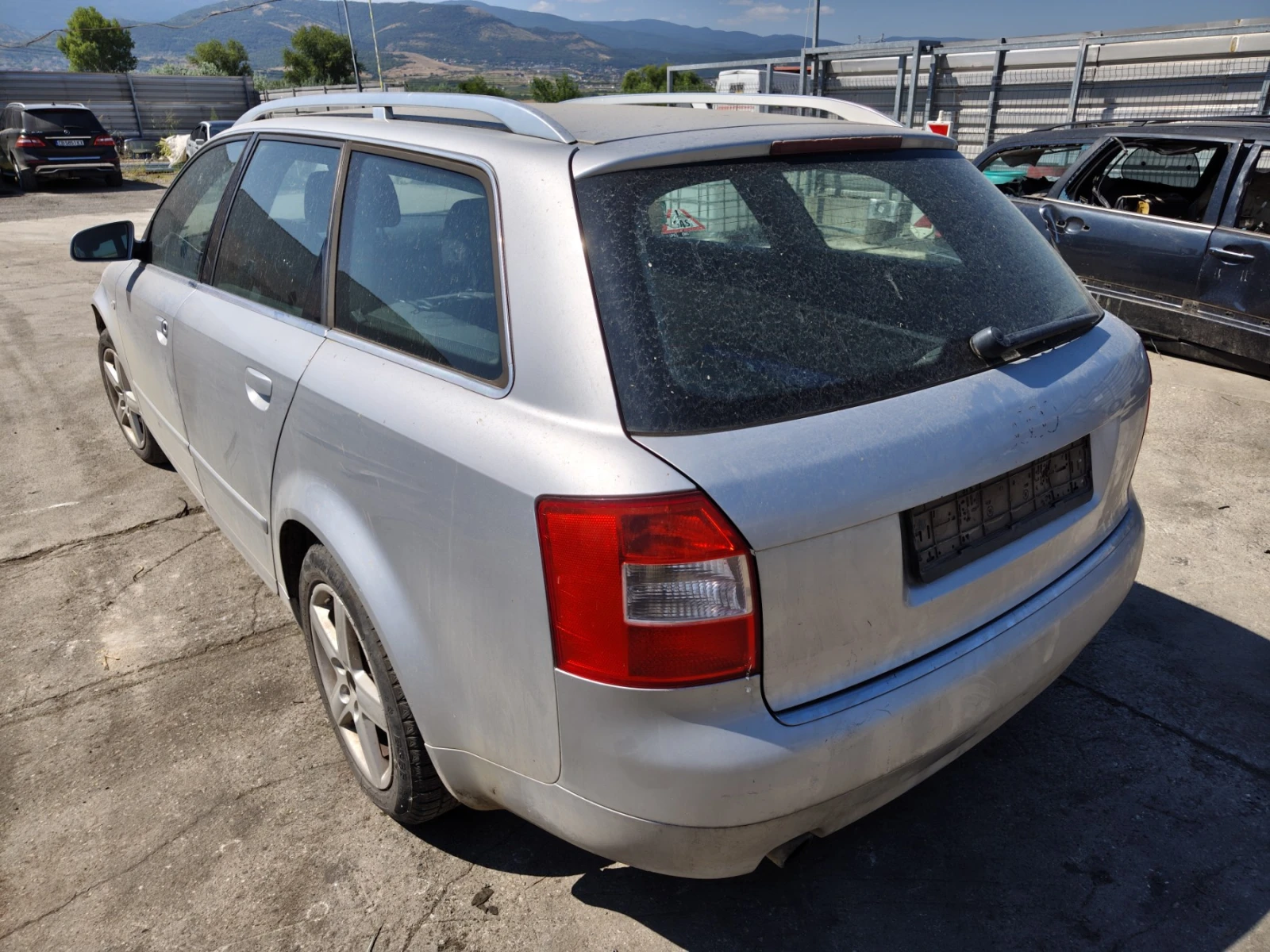 Audi A4 В6 - 2.0, снимка 4 - Автомобили и джипове - 55624469
