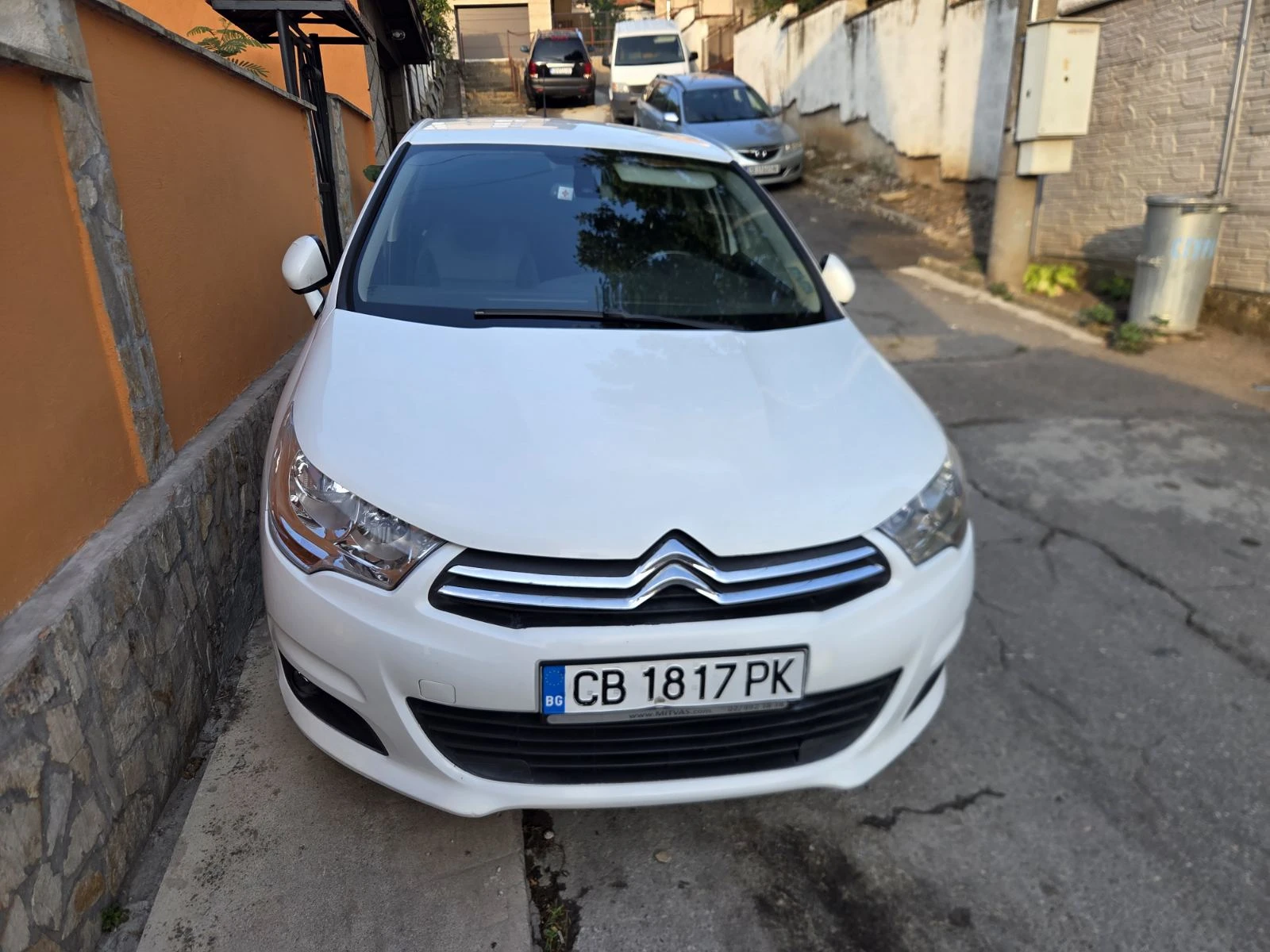 Citroen C4 1.6 e-hdi* EXCLUSIVE* Парктроник* Климатроник* 