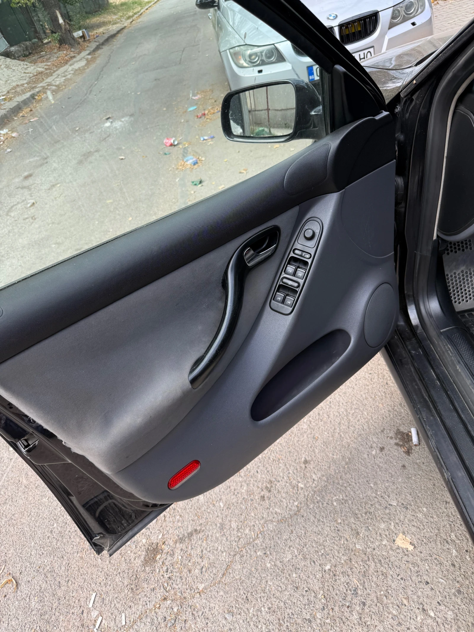 Seat Leon, снимка 8 - Автомобили и джипове - 56041329